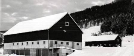 Et bilde som inneholder utendrs, sn, himmel, bygning

Automatisk generert beskrivelse